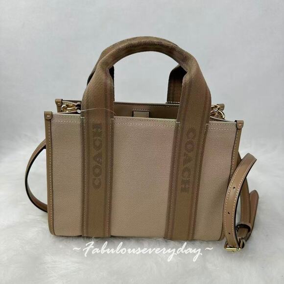 Coach Smith Tote Bag 24 Crossbody Canvas/Gold/Dark Natural Multi CAK94 NWT - Picture 2 of 8